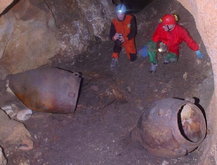 İtalya’daki En Eski Şarap Kalıntıları Keşfedildi