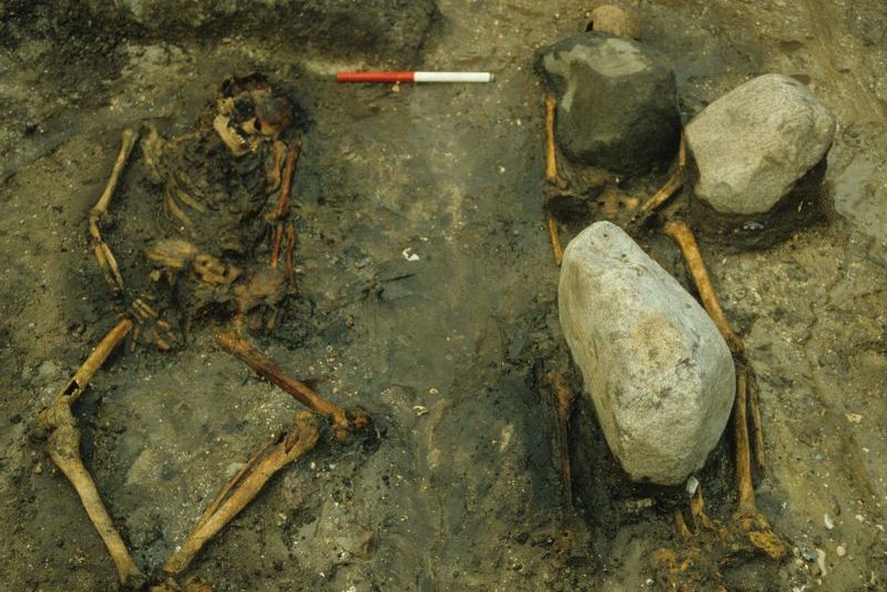 Ünlü Viking Mezarına Gömülenlerin Kimliği Belli Oldu