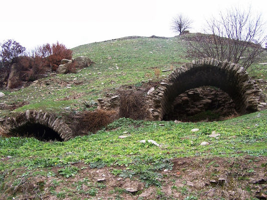 Orthosia Antik Kenti Uzmanlar Yerine Defineciler Tarafından Kazılıyor