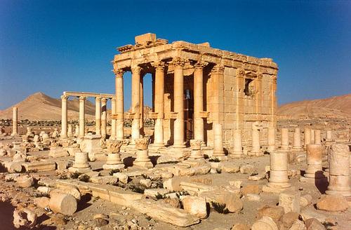 IŞİD Palmira’daki Baal Tapınağını Havaya Uçurdu