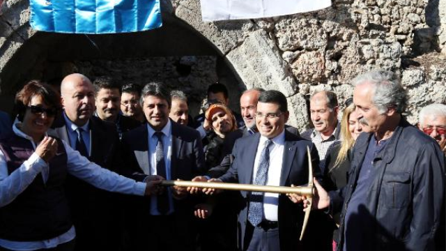 Perge'nin 2 Bin Yıllık Yağ Çiftliğinde Kazılar Başladı