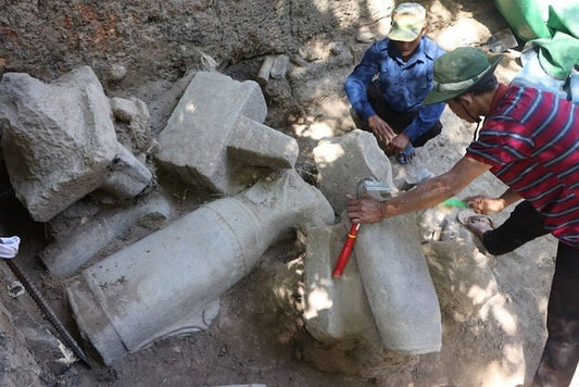Arkeologlar Nadir Bir Buda Heykelinin Gövdesini Ortaya Çıkardı