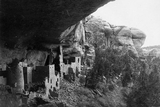 Pueblo Toplumları, Çöküşlerden Önce Sosyal Gerilimler Yaşamış