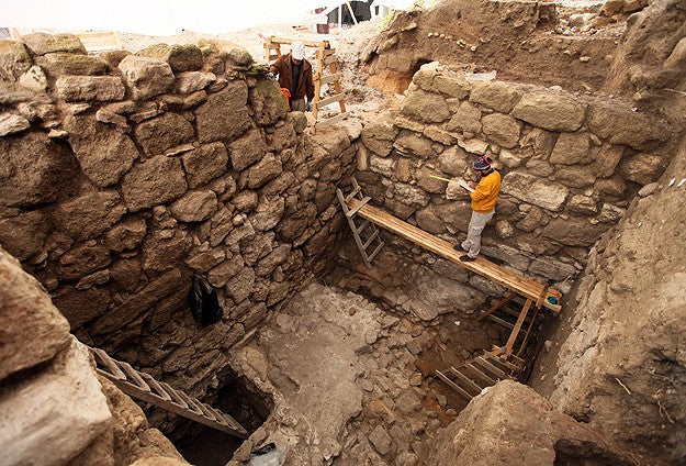 Lübnan’da Fenikelilere Ait 3000 Yıllık Mabed Bulundu