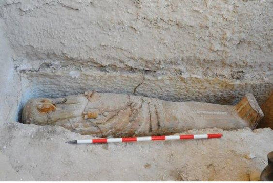 Mısır’da Tanrı Amun’un Başrahibinin 2,700 Yıllık Lahdi Keşfedildi
