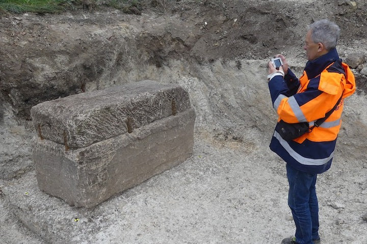 Fransa’da Elit Bir Kadının 1.800 Yıllık Lahiti Bulundu
