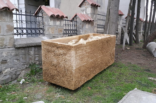 Silivri’deki Hafriyat Kazısından Roma Lahdi Çıktı