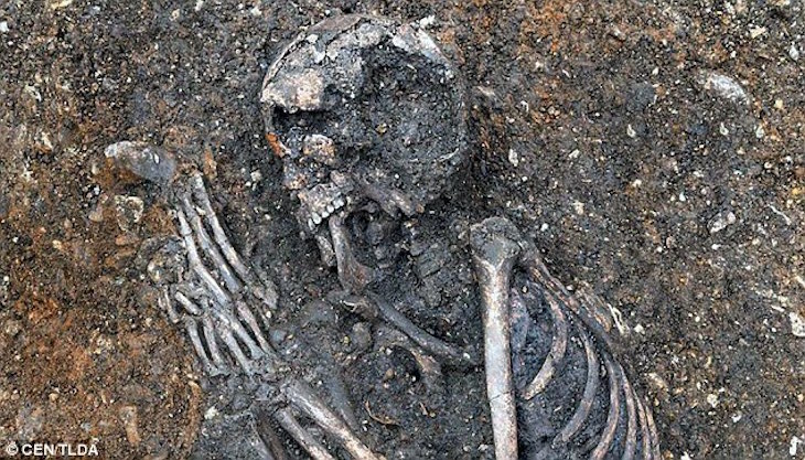 Almanya’da Bulunan 4500 Yıllık Kadın Izdırap İçinde Ölmüş