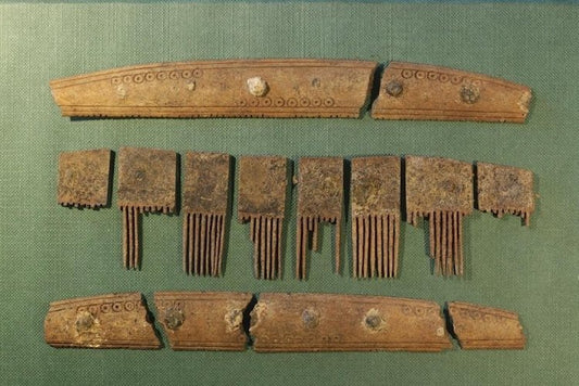 Danimarka’da Viking Runik Yazıtlı Objeler Bulundu