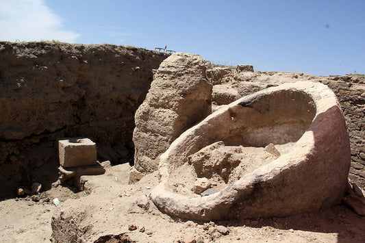 Harran’da 900 Yıllık Şadırvan ve Ticarethane Kalıntıları Bulundu