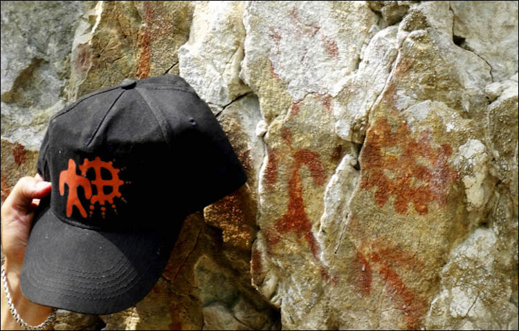 Sibirya’da 4000 Yıllık Şamanik Çizimler Bulundu