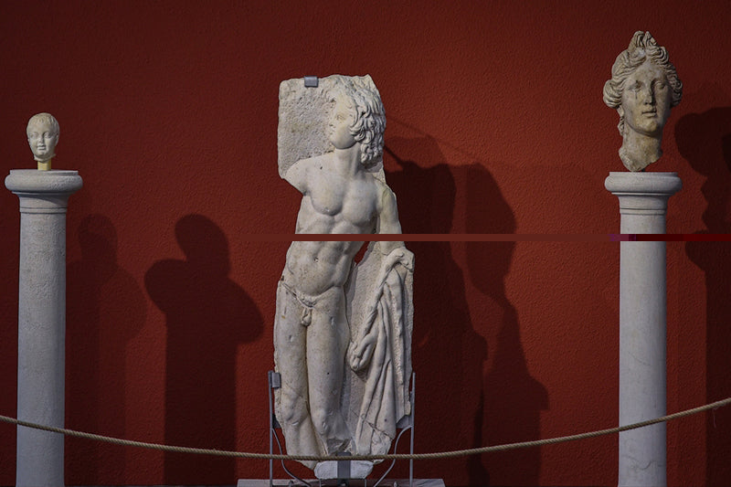 Smyrna’da Bulunan Satyros Kabartması Müzede Sergileniyor