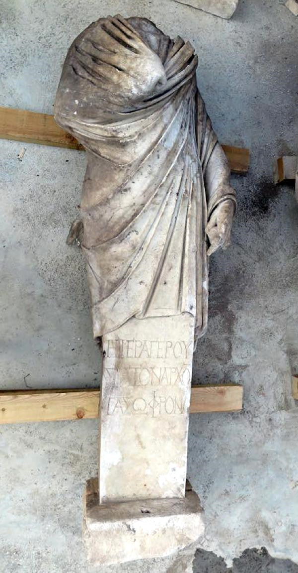 Side'de Roma Dönemi Meclis Başkanının Heykeli Bulundu