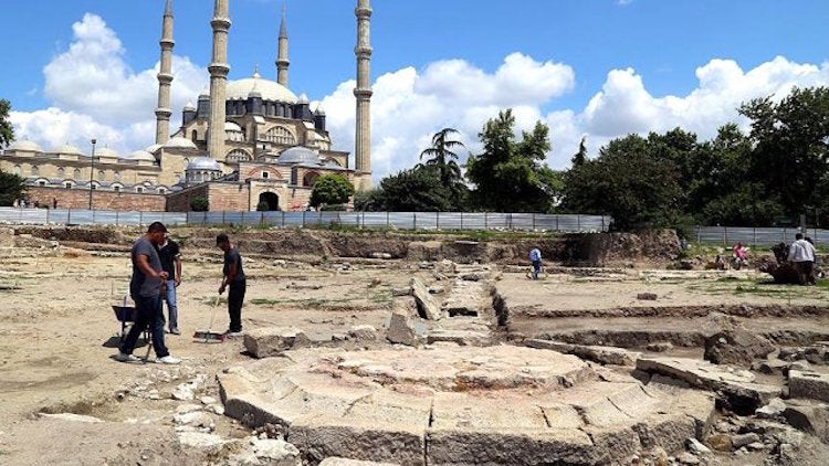 Selimiye Camii Önünde Mimar Sinan’ın Su Yolu Bulundu