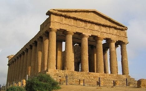 Sicilya Tapınaklar Vadisi’nde İki İskelet Keşfedildi