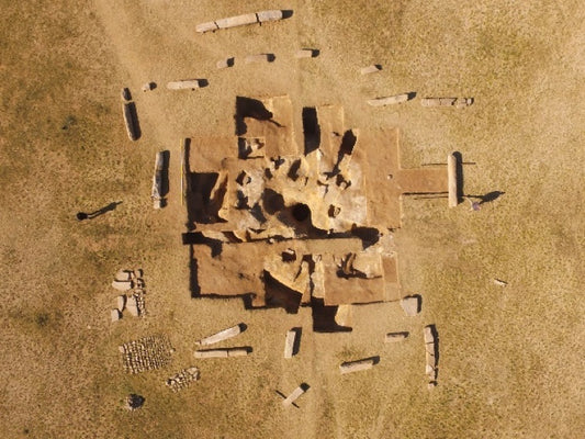 Moğolistan’da 1300 Yıllık Türki Anıtsal Mezar Keşfedildi