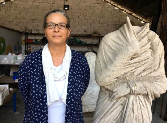 Troia Savaşı komutanlarının şehrinde 1700 yıllık hayırsever kadın heykeli