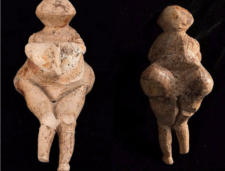 Sibirya’da Mamut Dişinden Yapılmış 23,000 Yıllık Venüs Bulundu