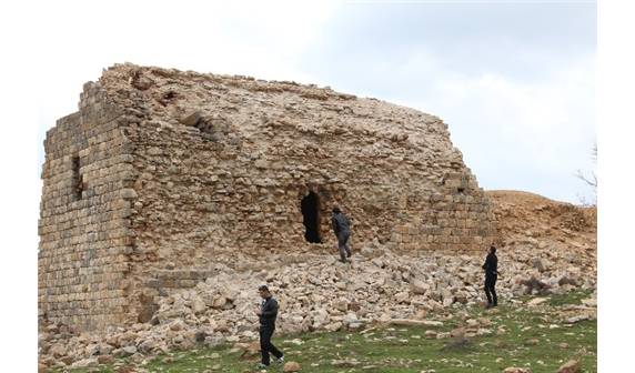 1500 Yıllık Komk Manastırı Ahır Olarak Kullanılıyor