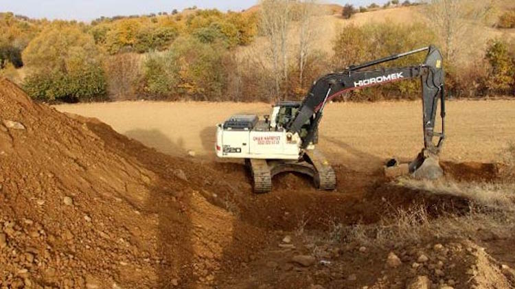 Isparta’da Kaçak Kazı Yapan Biri Polis 13 Kişi Tutuklandı