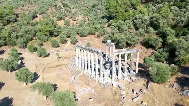 Zeus Tapınağı yeni sütunlarıyla eski ihtişamına kavuşacak