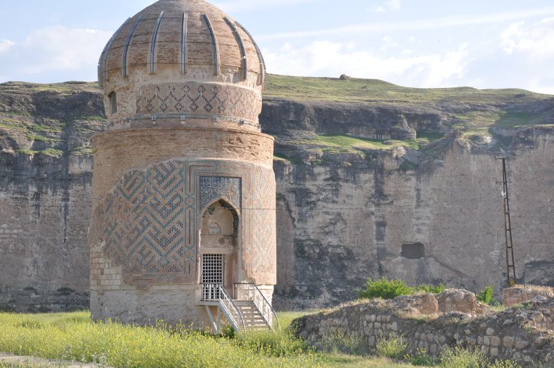 Hasankeyf’teki Zeynelbey Türbesi Taşınırken Yıkılabilir