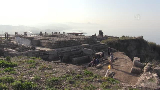 ZONGULDAK - Tieion Antik Kenti'nde Friglere ait yazılar ile Dor başlıkları ortaya çıkarıldı