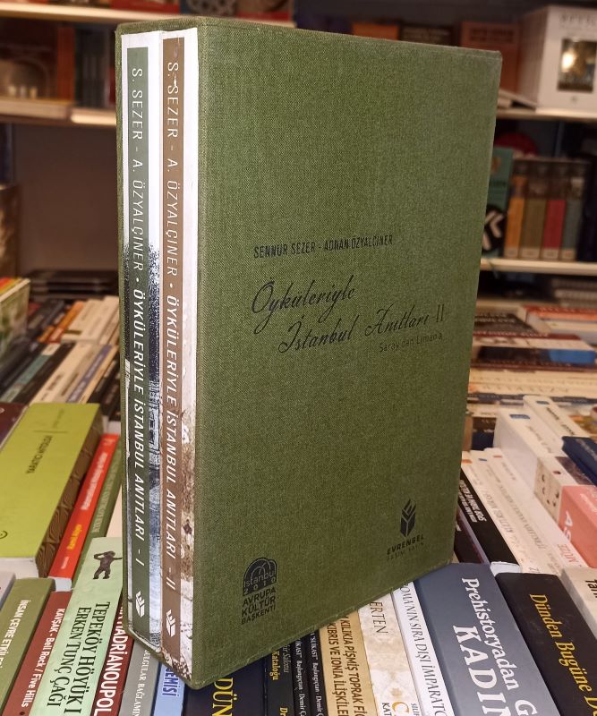 Öyküleriyle İstanbul Anıtları I - II (SET) 2