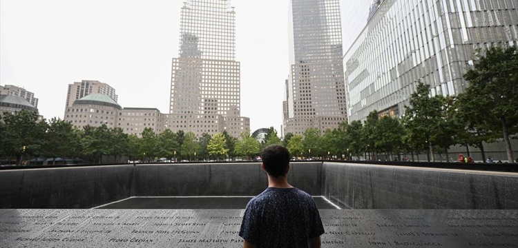 New York'taki İkiz Kulelerin bulunduğu alanda şimdi 11 Eylül Müzesi var