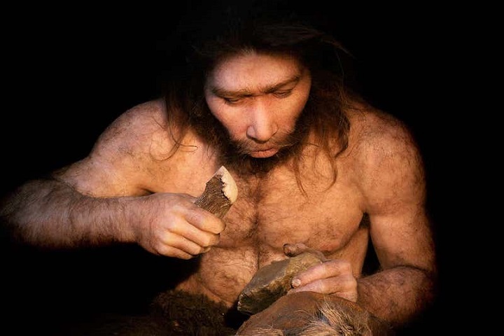 Neandertaller ve Modern İnsanlar Ateşi Farklı Yöntemle Yakıyordu