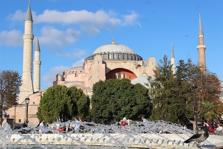 Ayasofya’da Nesiller Sürecek Restorasyon Çalışması Başladı