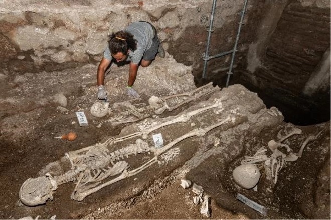 İznik'teki Tarihi Surlarda Arkeolojik Kazı: İnsan İskeletleri Bulundu