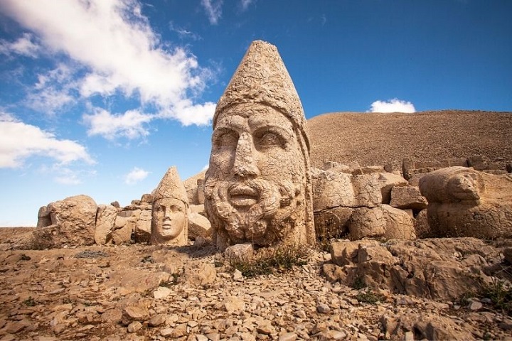 Nemrut Dağı Kutsal Alanı