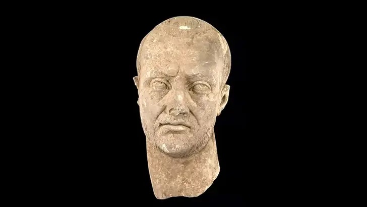 Aspendos Kazısı Nadir 1.700 Yıllık Roma İmparatoru Heykel Başını Ortaya Çıkardı