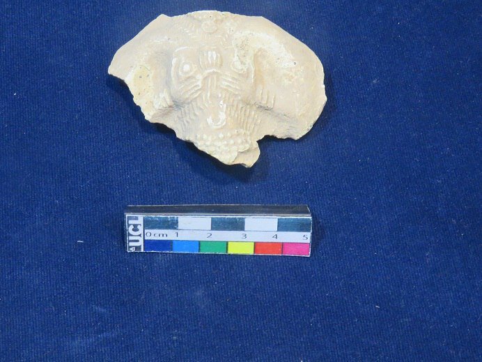 Susa Antik Kenti yakınlarındaki tarım arazisinde Elamit figürün parçaları bulundu
