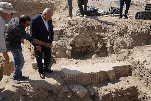 Irak’ta Bilinen En Büyük Lamassu Heykeli Keşfedildi