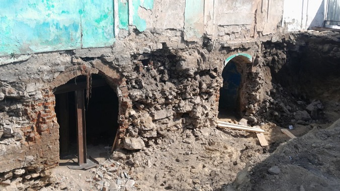 Ukrayna'nın Pervomaisk kentinde yer altında yapılan keşif sonrası gizli Kazak tünelleri efsanesi yeniden canlandı.