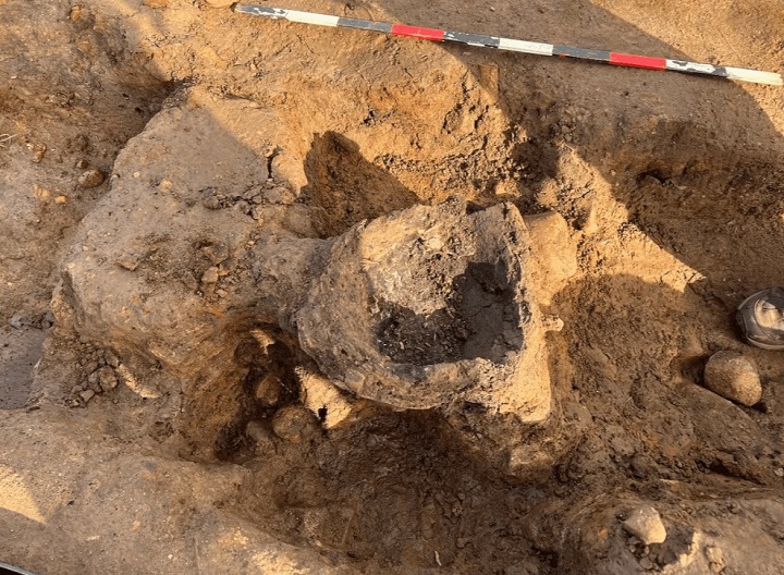 Büyük Manchester'da 4.000 Yıllık Bronz Çağı Mezarlığı ve Muhtemel Neolitik Henge Keşfedildi