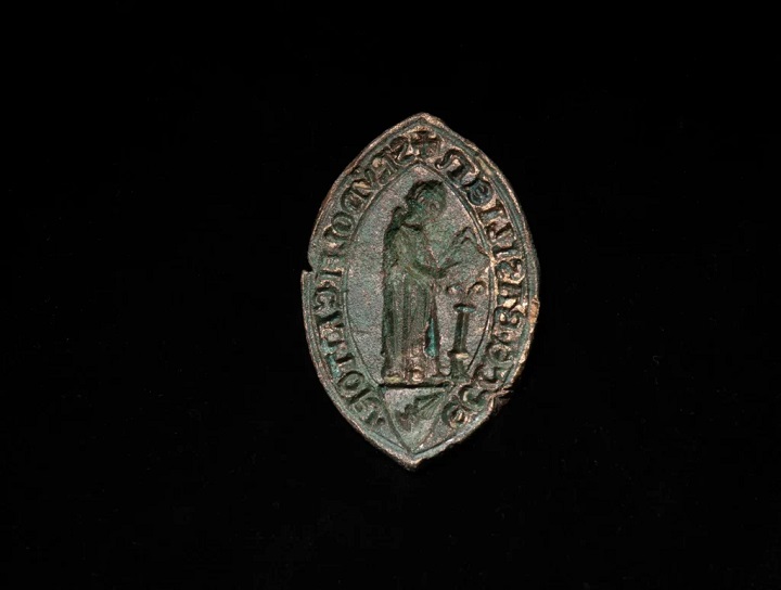 Basel Katedrali Kantoru'nun Nadir Orta Çağ Mührü, Basel'deki Ren Nehri'nde Bulundu