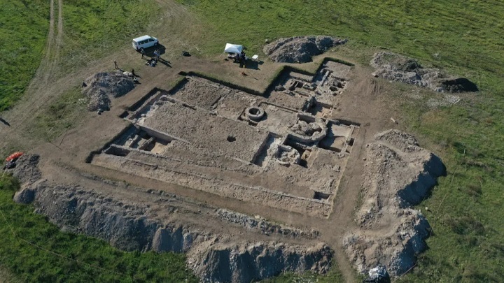 Gizli Bir İhtişam: Erken Hristiyanlığın 1700 Yıllık Anıtı Ostia'da Piskopos Sarayı Ortaya Çıktı