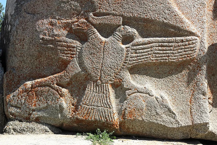 Çift Başlı Kartalın Mirası: Hitit Krallarından Modern İkonlara