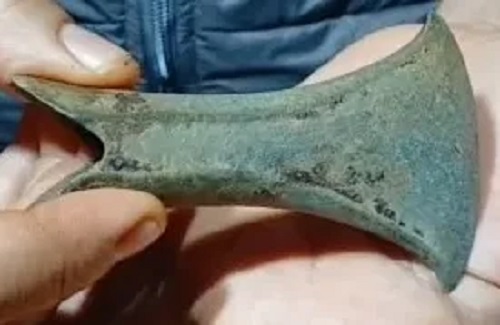 3.000 Yıllık Konik Baltanın Gökten Düştüğüne İnanılıyor: Muhtemelen Göktaşından Yapılmış