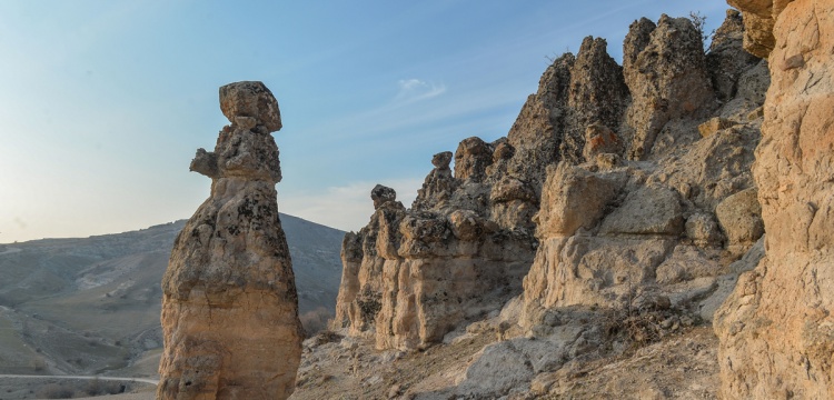 Tunceli'nin Ayazpınar Köyü Peri Bacaları