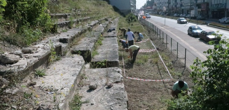 Bolu merkezindeki Roma arenasında arkeoloji kazılarına başlandı