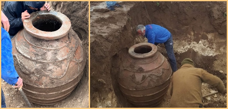 Kayserili çiftçi tarla sürerken 1500 yıllık küp buldu