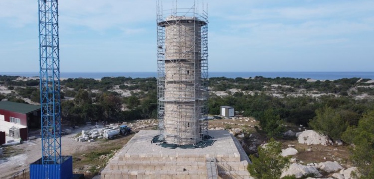 Patara Antik Kenti deniz feneri kendi taşları ile 2 bin yıl sonra yeniden ayağa kaldırıldı