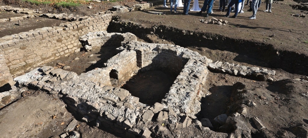 Almanya’da “yerden ısıtmalı” 2.000 yıllık eşsiz lüks Roma villası bulundu