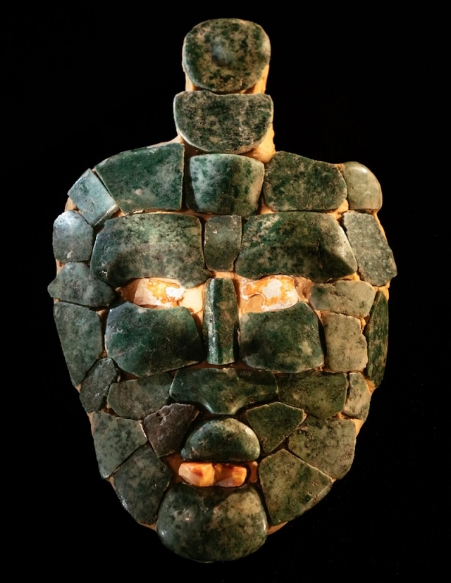 Gizemli Bir Maya Kralının Mezarında Yeşim Maske Keşfedildi