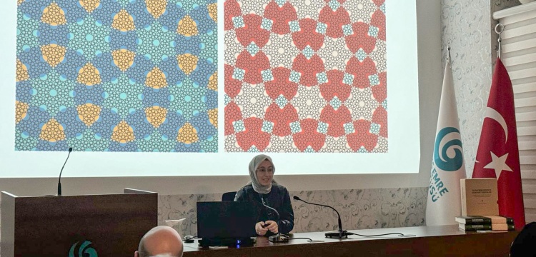 Geometrik desenler İslam'ın kainat tasavvurunun evrensel göstergesi
