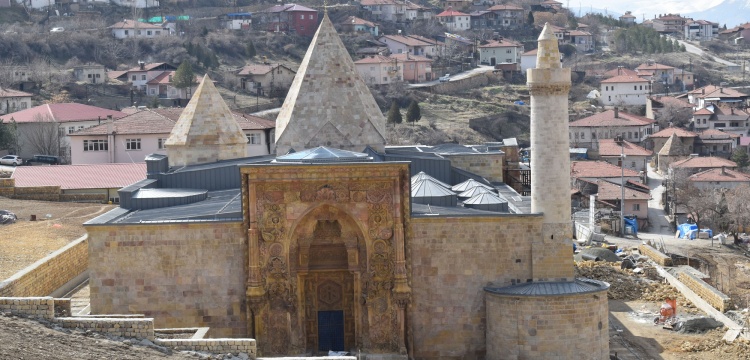 Divriği Ulu Camii ve Darüşşifası restorasyonu tamamlanmak üzere...